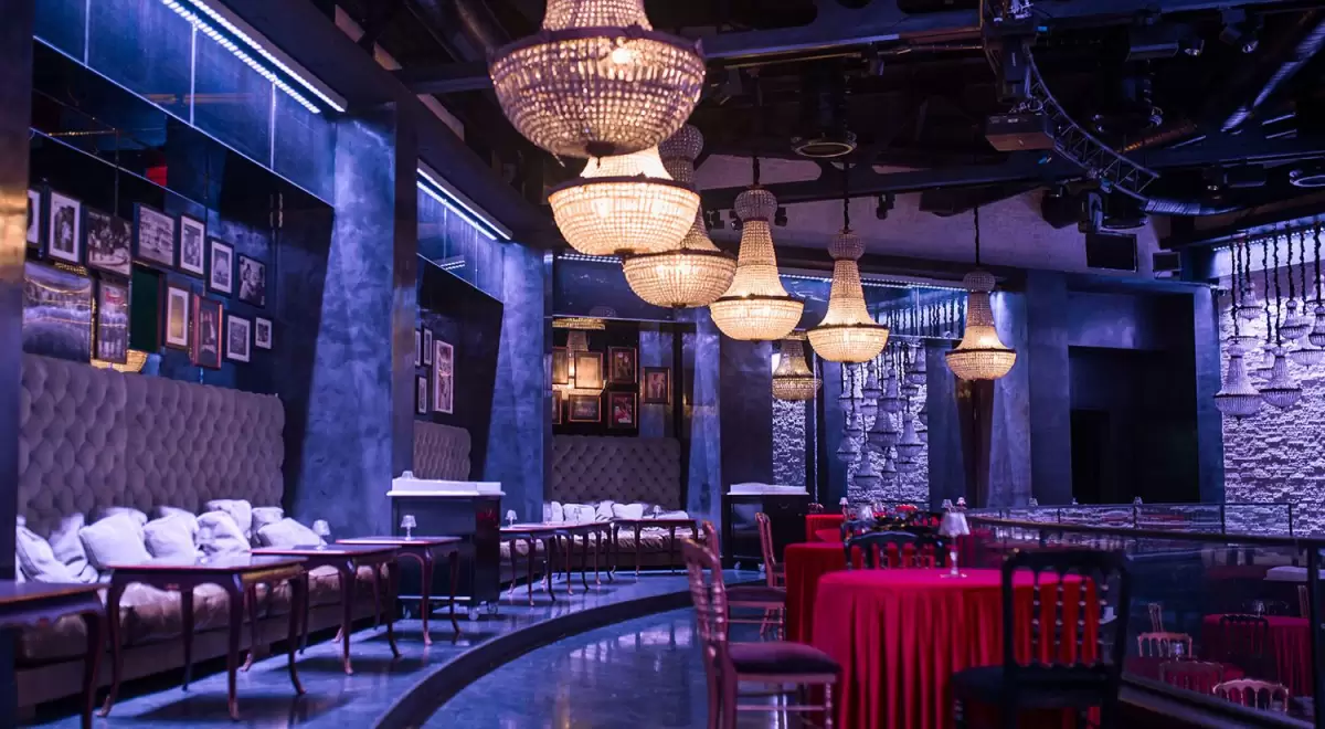 Clubhouse mặt trăng Tsuki